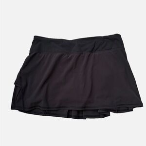 Women's Lululemon Black Ruffled Skort - Size 8 Reg